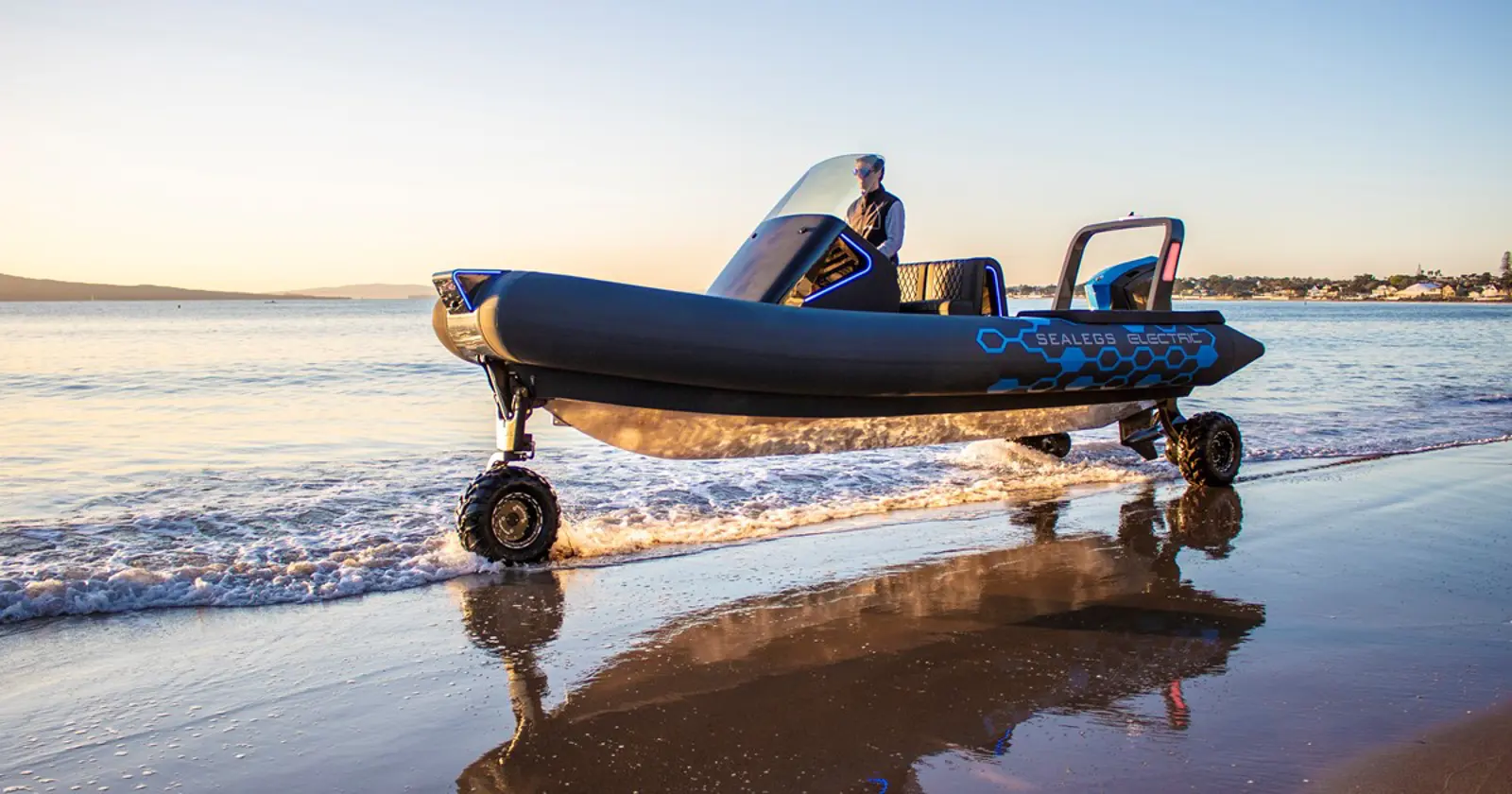 Sealegs 7.5m Electric RIB — photo 2 of 9