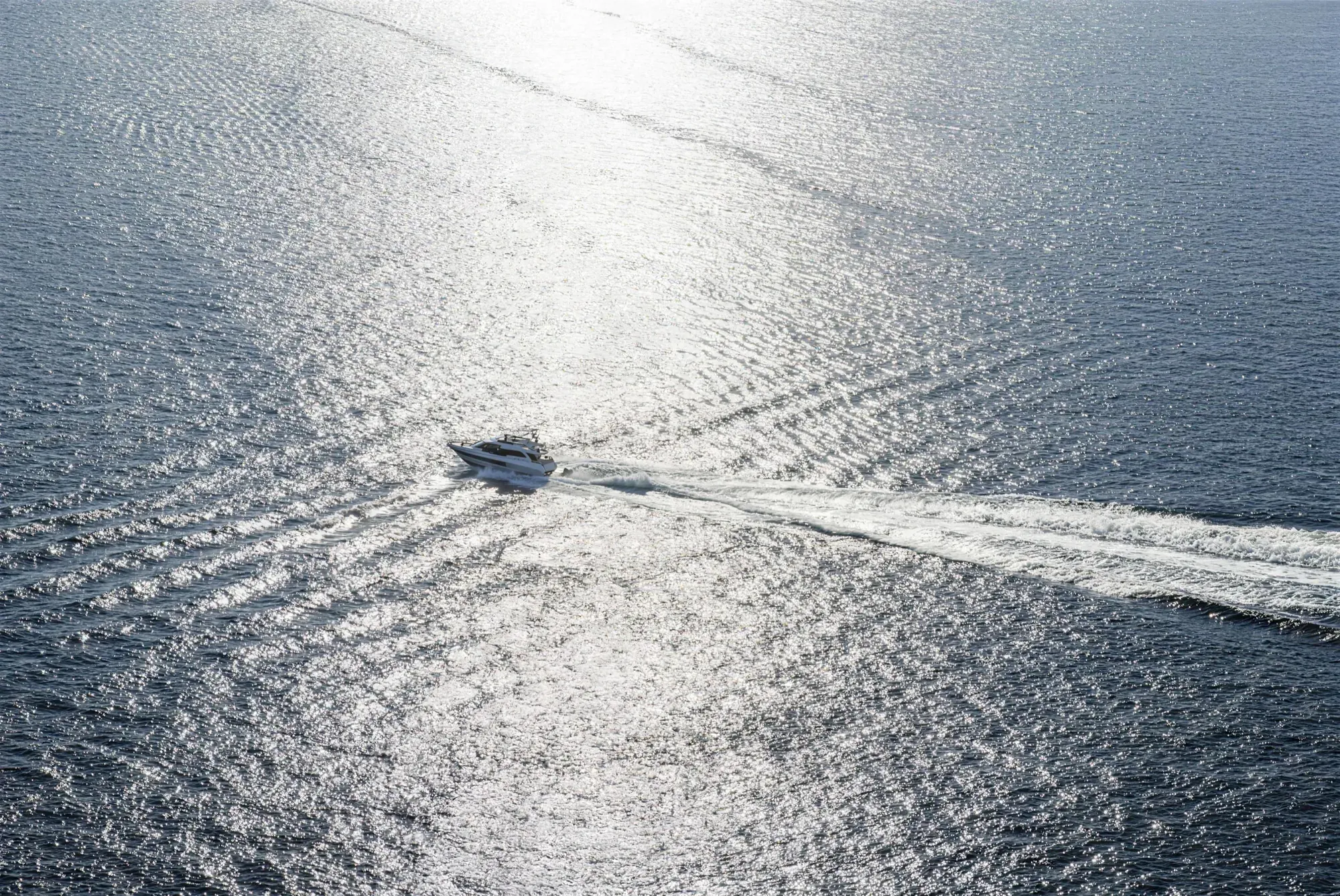 Sunseeker 76 Yacht — photo 3 of 30